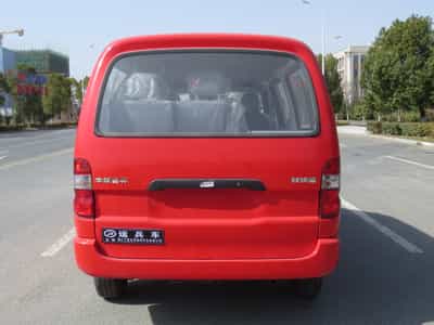 華晨金杯運兵車（8座）